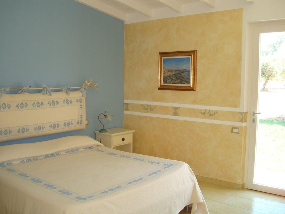Country Resort Capo Nieddu Santa Caterina Di Pittinuri  Eksteriør bilde