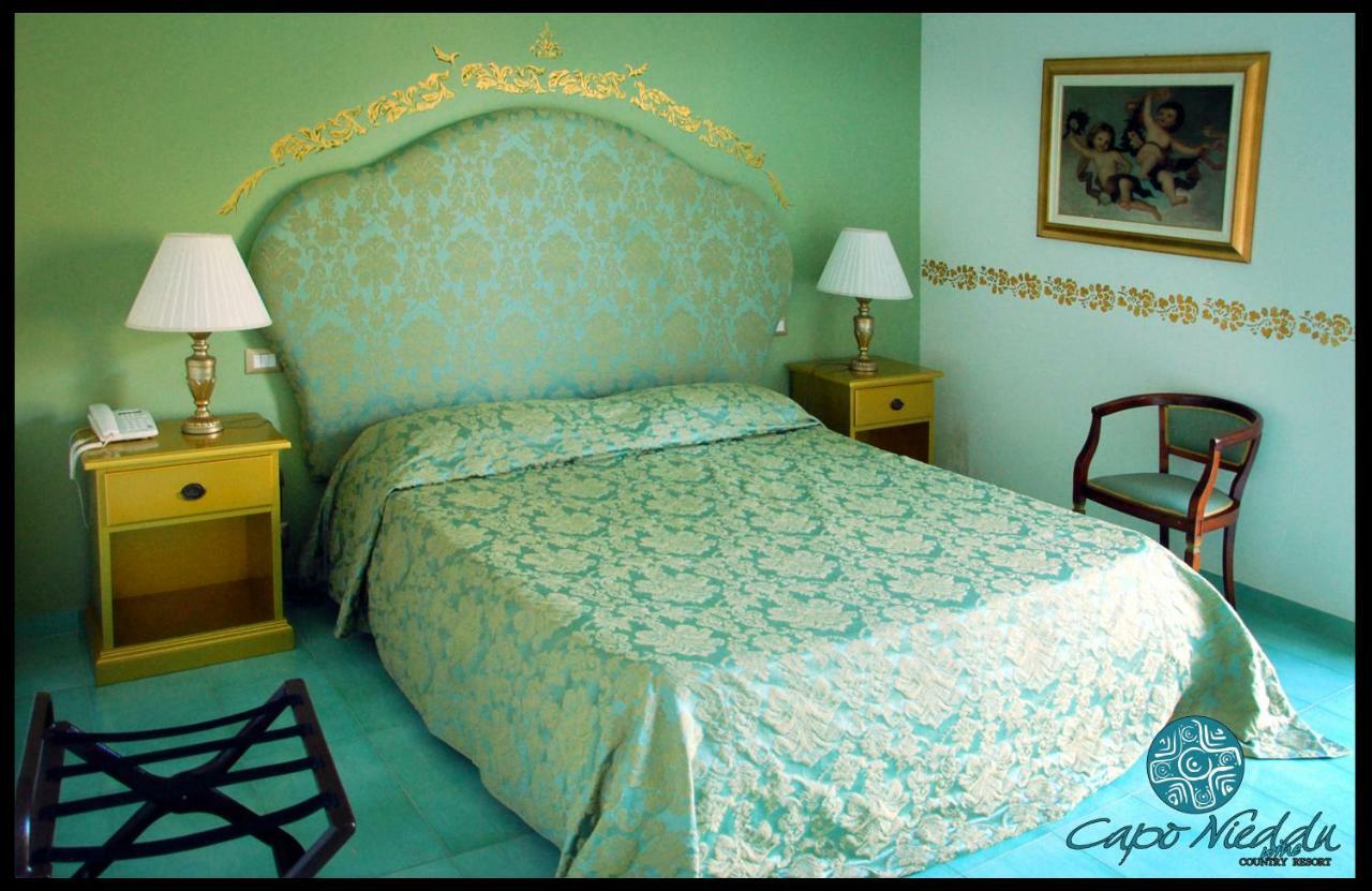 Country Resort Capo Nieddu Santa Caterina Di Pittinuri  Eksteriør bilde