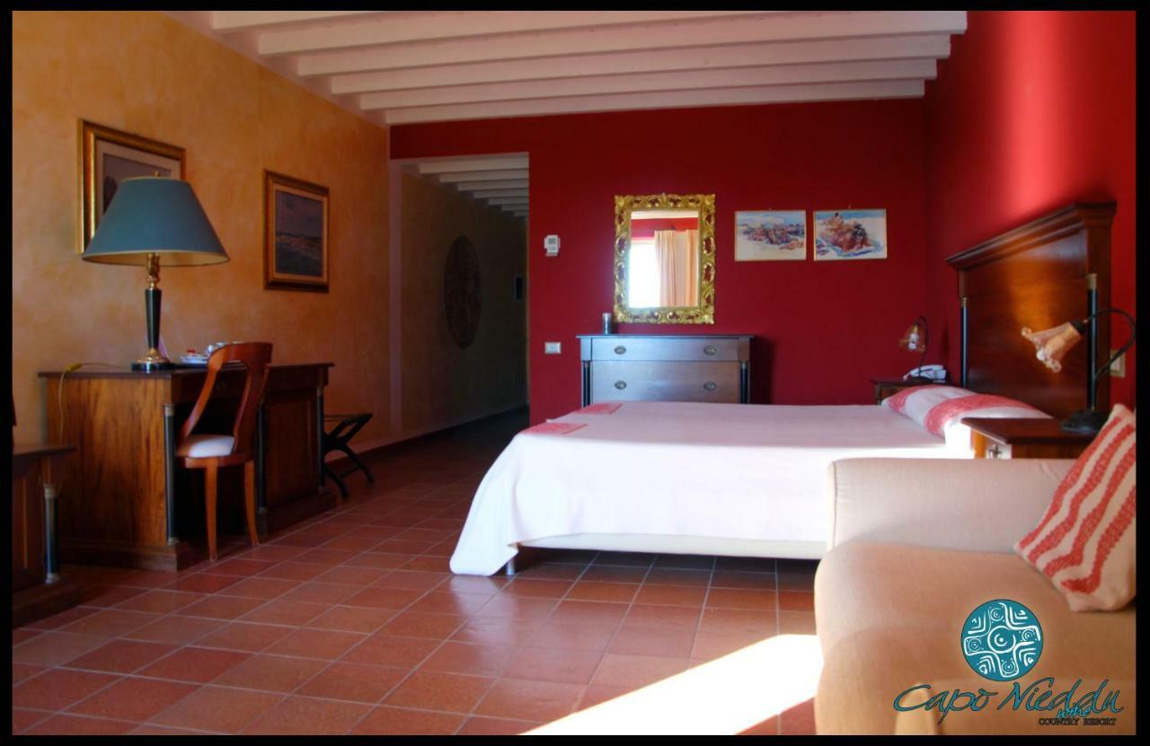 Country Resort Capo Nieddu Santa Caterina Di Pittinuri  Eksteriør bilde